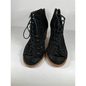 ⭐️⭐️Womens Gianni Bini Laser Cut Out Lace Up Heels size 11 .  ⭐️⭐️